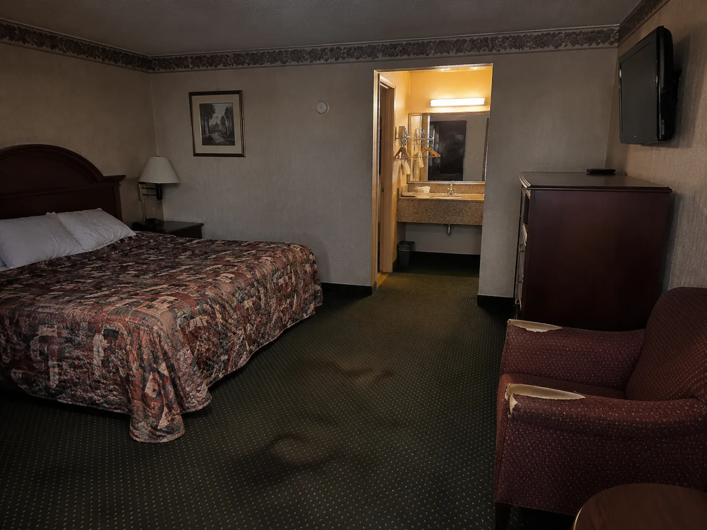 Room 121